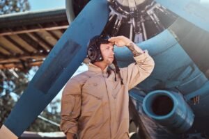 Cadet Pilot Program vs Traditional CPL Training: Which Path Is Better in 2026?
