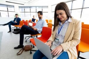 How to Prepare for Airline Interviews While Completing CPL Training